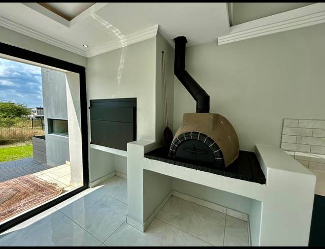 7 BEDROOM HOUSE FOR SALE IN MIDSTREAM RIDGE